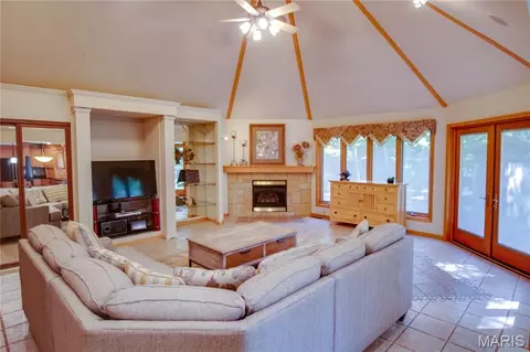 Other - 4432 Thatcher Rd, Alton, IL 62002 photo 5 of 8