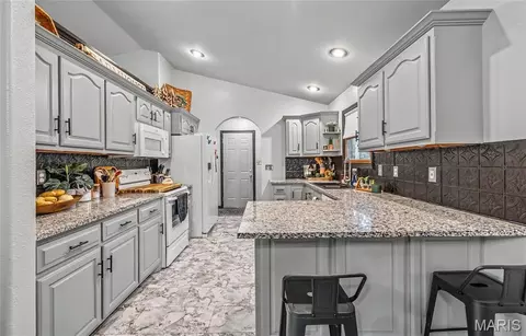 Kitchen - 227 Robin Ct, Bourbon, MO 65441 photo 1 of 3