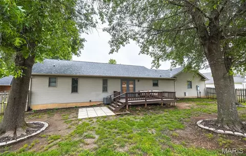 Exterior - 227 Robin Ct, Bourbon, MO 65441 photo 3 of 10