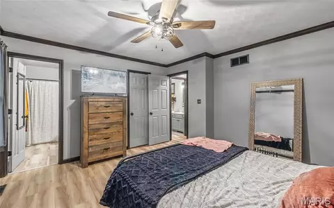 Bedroom - 227 Robin Ct, Bourbon, MO 65441 photo 4 of 7
