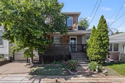 4228 Schiller Pl, Saint Louis, MO 63116