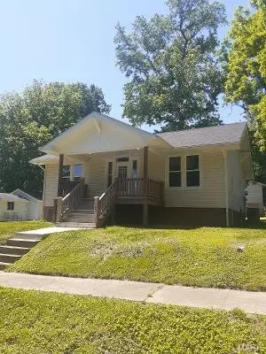 409 S Jefferson Ave, Collinsville, IL 62234