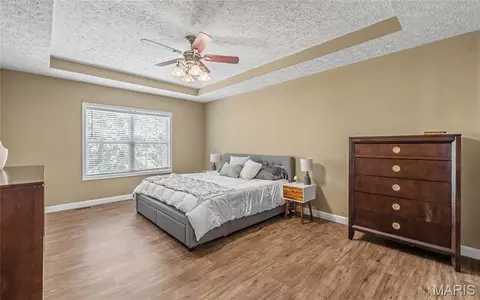 Bedroom - 211 Sooter Ln, Rolla, MO 65401 photo 5 of 8