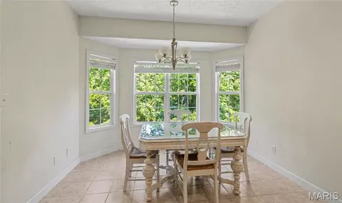 Dining - 211 Sooter Ln, Rolla, MO 65401 photo 3 of 3