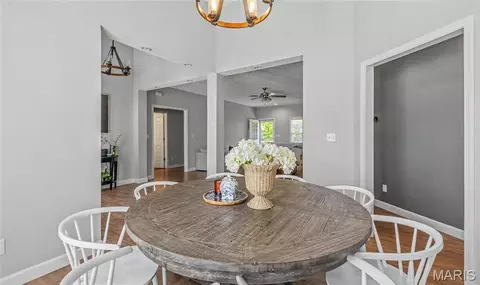 Dining - 211 Sooter Ln, Rolla, MO 65401 photo 2 of 3