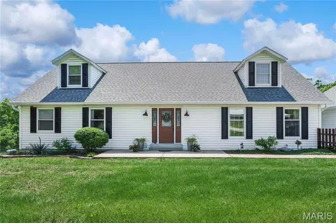 159 Strack Farm Ln, Troy, MO 63379