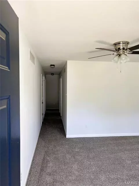 Entry Way - 1275 Casey Ave, Saint Clair, MO 63077 photo 2 of 2