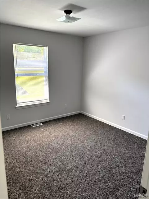 Bedroom - 1275 Casey Ave, Saint Clair, MO 63077 photo 1 of 4