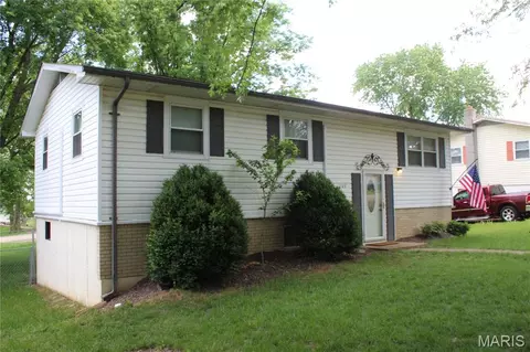 208 Spring Dr, Bonne Terre, MO 63628