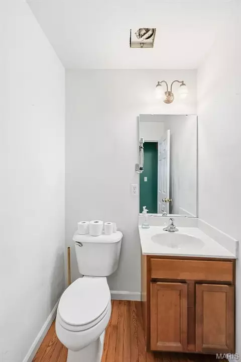 Bath - 415 Forby Estates Dr, Eureka, MO 63025 photo 1 of 7