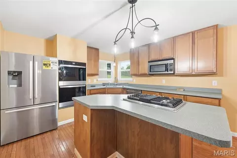 Kitchen - 415 Forby Estates Dr, Eureka, MO 63025 photo 2 of 6