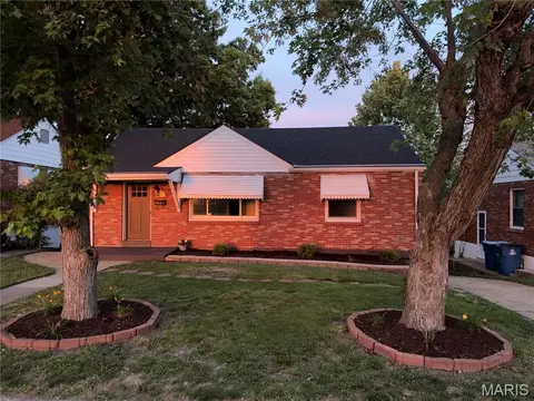 2170 Telegraph Rd, Saint Louis, MO 63125