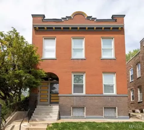 1933 Wyoming St, Saint Louis, MO 63118