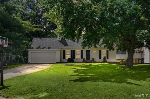 7 Primgarden Ct, Saint Peters, MO 63376