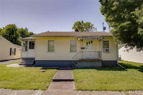 406 Snedeker St, Jerseyville, IL 62052