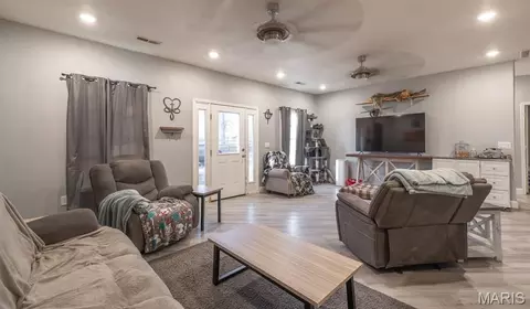 Entry Way - 1608 Hwy 64, Tunas, MO 65764 photo 1 of 1