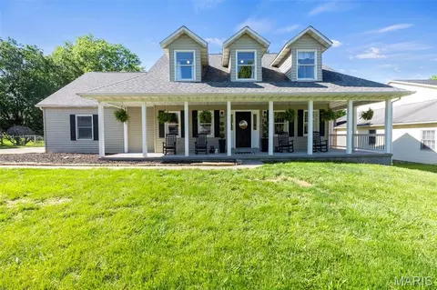 1553 Trenton Ln, Cape Girardeau, MO 63701