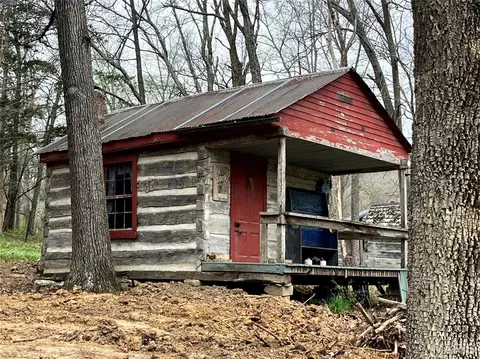 Exterior - 3516 Winnifred Dr, Eureka, MO 63025 photo 6 of 12