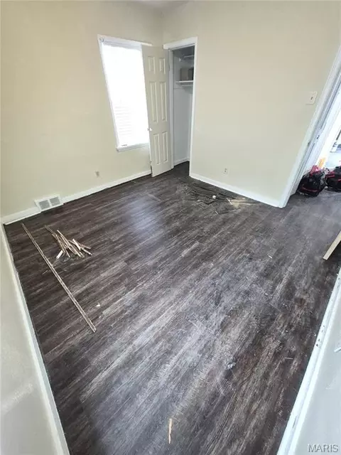 9 S Floridale Dr, Dellwood, MO 63135 photo 3