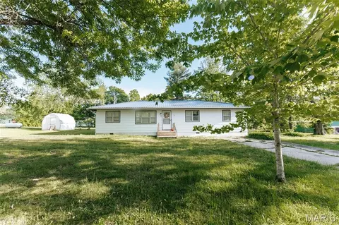 124 Sackett, Licking, MO 65542