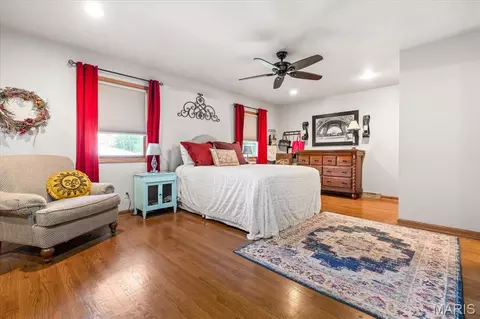 Bedroom - 727 Cordes St, O'fallon, MO 63366 photo 2 of 4