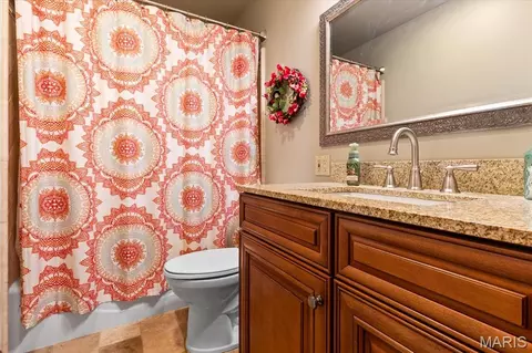 Bath - 727 Cordes St, O'fallon, MO 63366 photo 2 of 3