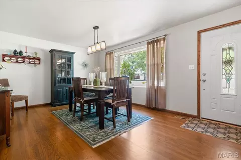 Dining - 727 Cordes St, O'fallon, MO 63366 photo 1 of 3