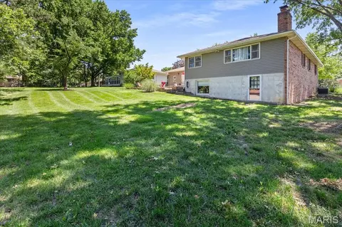 Exterior - 727 Cordes St, O'fallon, MO 63366 photo 2 of 6