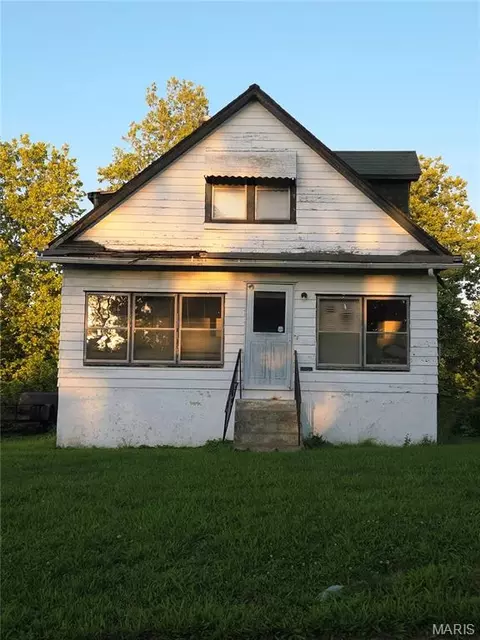 900 Ennis Ave, Webster Groves, MO 63119