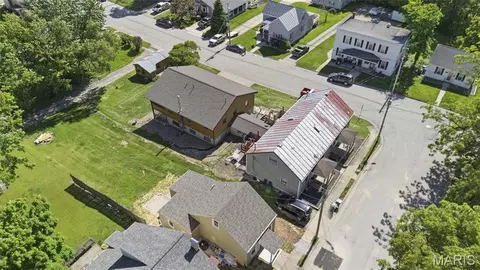 View/Area - 208 N Library St, Waterloo, IL 62298 photo 5 of 7