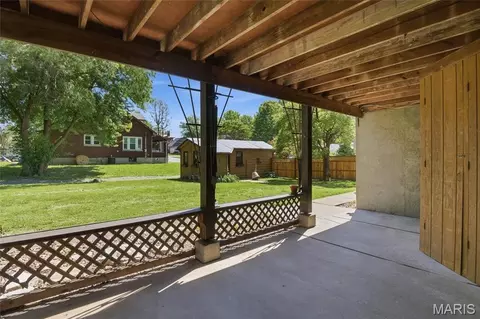 Exterior - 208 N Library St, Waterloo, IL 62298 photo 10 of 17