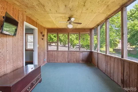 Exterior - 208 N Library St, Waterloo, IL 62298 photo 5 of 17