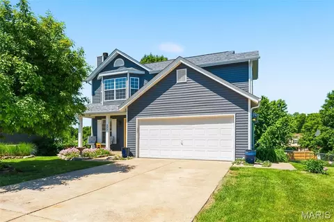 537 White Fence Dr, Wentzville, MO 63385