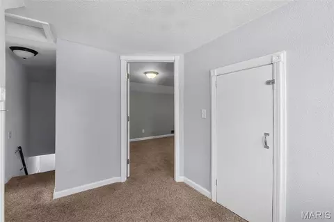 Entry Way - 401 N 3rd St, Chaffee, MO 63740 photo 2 of 2