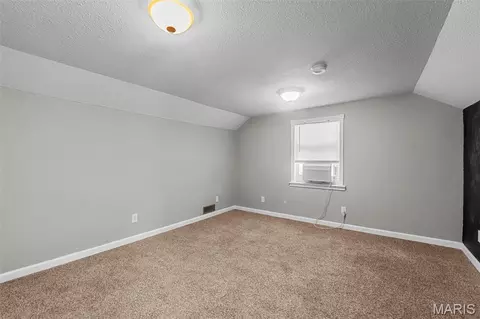 Bedroom - 401 N 3rd St, Chaffee, MO 63740 photo 2 of 3