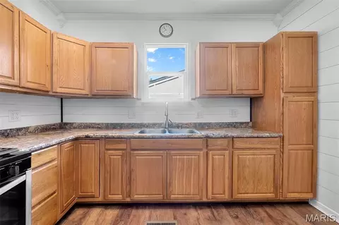 Kitchen - 401 N 3rd St, Chaffee, MO 63740 photo 3 of 3