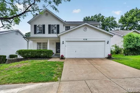 416 Johanna Place Dr, Ballwin, MO 63021