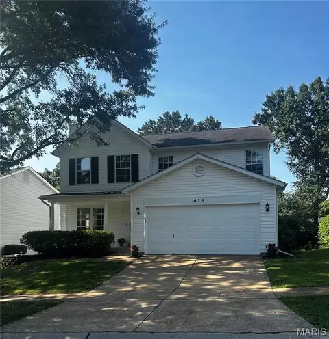 416 Johanna Place Dr, Ballwin, MO 63021