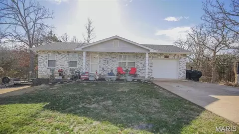 1706 Hillcrest Dr, De Soto, MO 63020