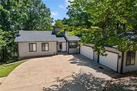 434 Cherokee Rd, Four Seasons, MO 65049