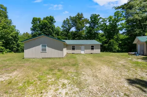 1986 County Road 512, Altenburg, MO 63732
