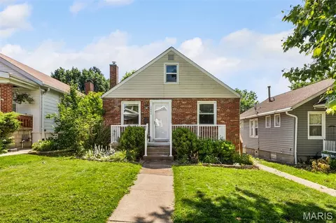1464 Graham St, Saint Louis, MO 63139