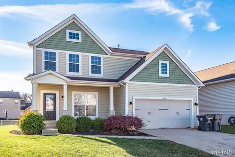 424 Country Stone Dr, Lake Saint Louis, MO 63367