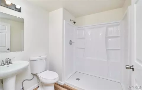 Bath - 70 Round Table Ct, Winfield, MO 63389 photo 5 of 5