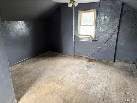 Bedroom - 802 E Olive St, Red Bud, IL 62278 photo 1 of 3