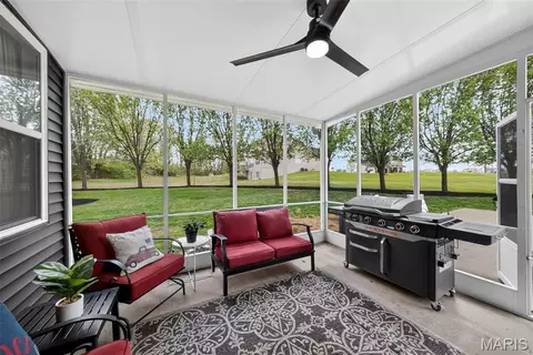 Exterior - 321 Red Wing Ct, Troy, MO 63379 photo 5 of 12