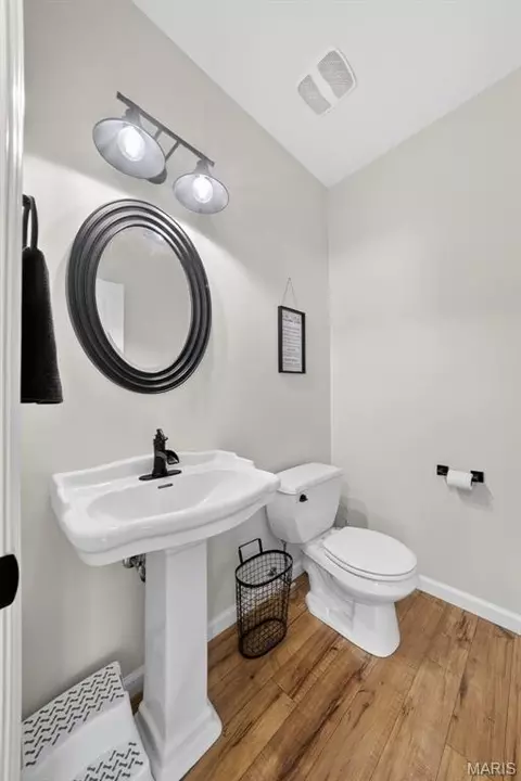 Bath - 321 Red Wing Ct, Troy, MO 63379 photo 2 of 4