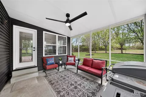 Exterior - 321 Red Wing Ct, Troy, MO 63379 photo 9 of 12