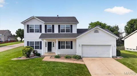 1435 Soaring Eagle Dr, O'fallon, MO 63366