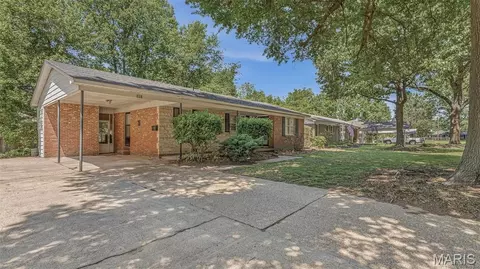 Exterior - 301 E Linden Cir, Kennett, MO 63857 photo 3 of 7